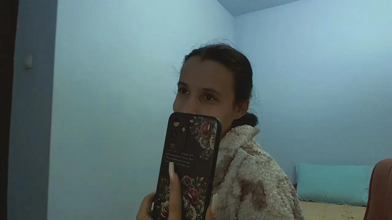 Offline AnnaMarry on Cam4