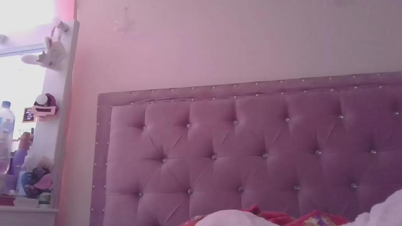 annarose19 on Cam4 