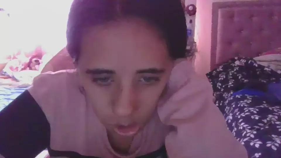 annarose19 on Cam4 