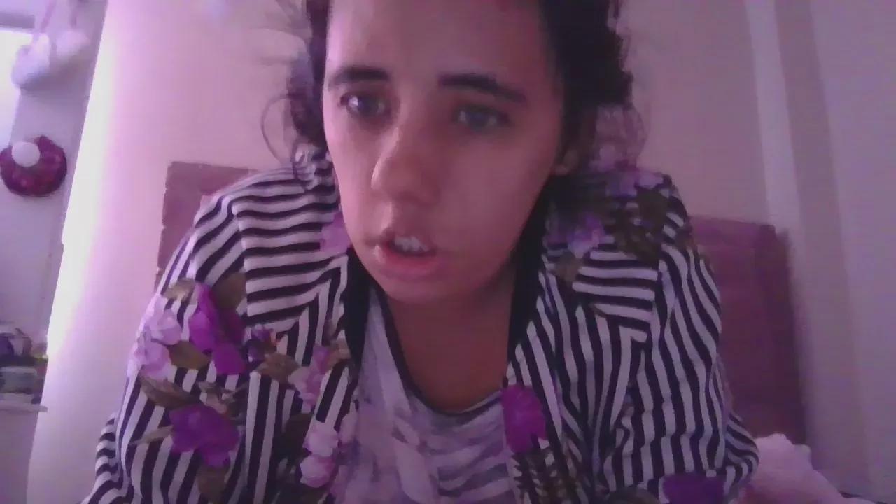 annarose19 on Cam4 