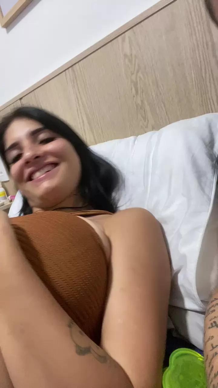 AnneRoberte on Cam4 