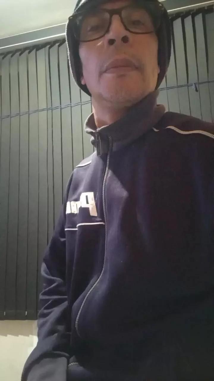 Antonyoluiz on Cam4 