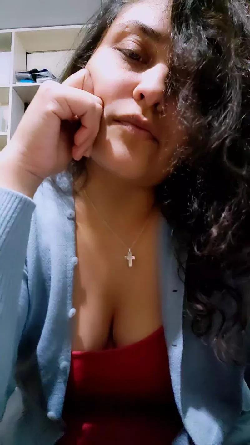 ari_5 on Cam4