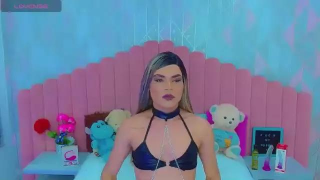 Freechat ariadnaprinces on Cam4