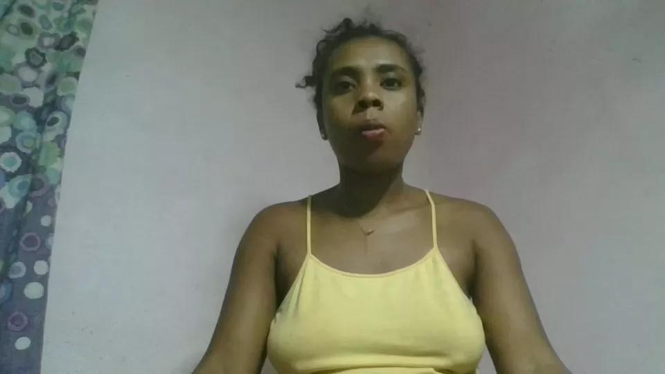 Armella2 on Cam4 