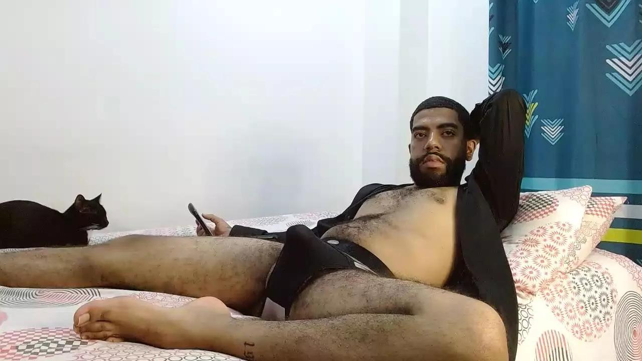 Aroon_Stonne on Cam4 