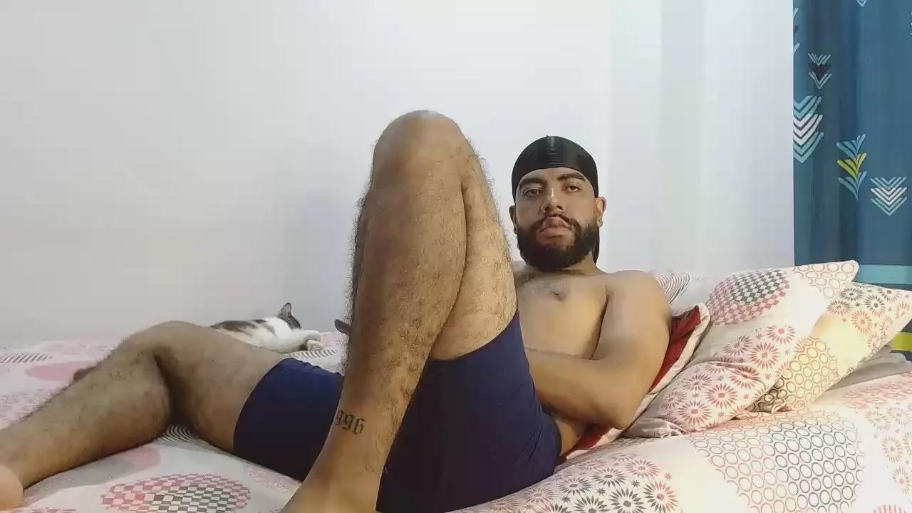 Aroon_Stonne on Cam4 