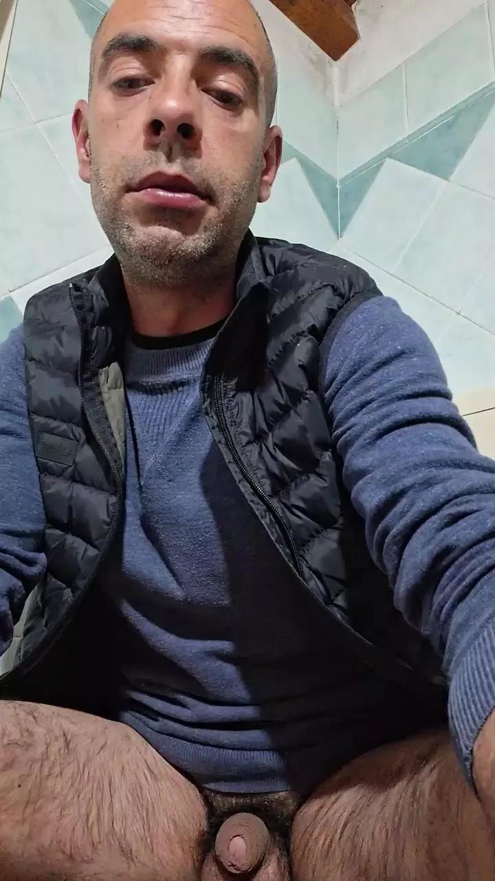 Arrettu87 on Cam4 