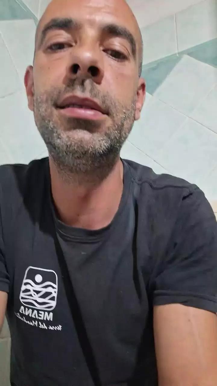 Arrettu87 on Cam4 