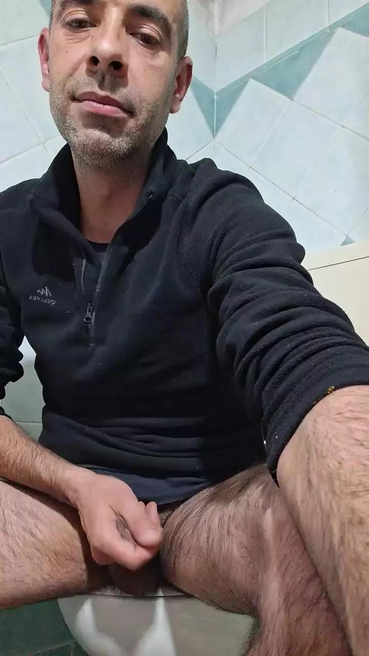Arrettu87 on Cam4 