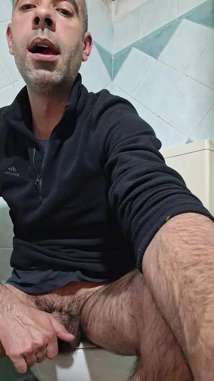Arrettu87 on Cam4 