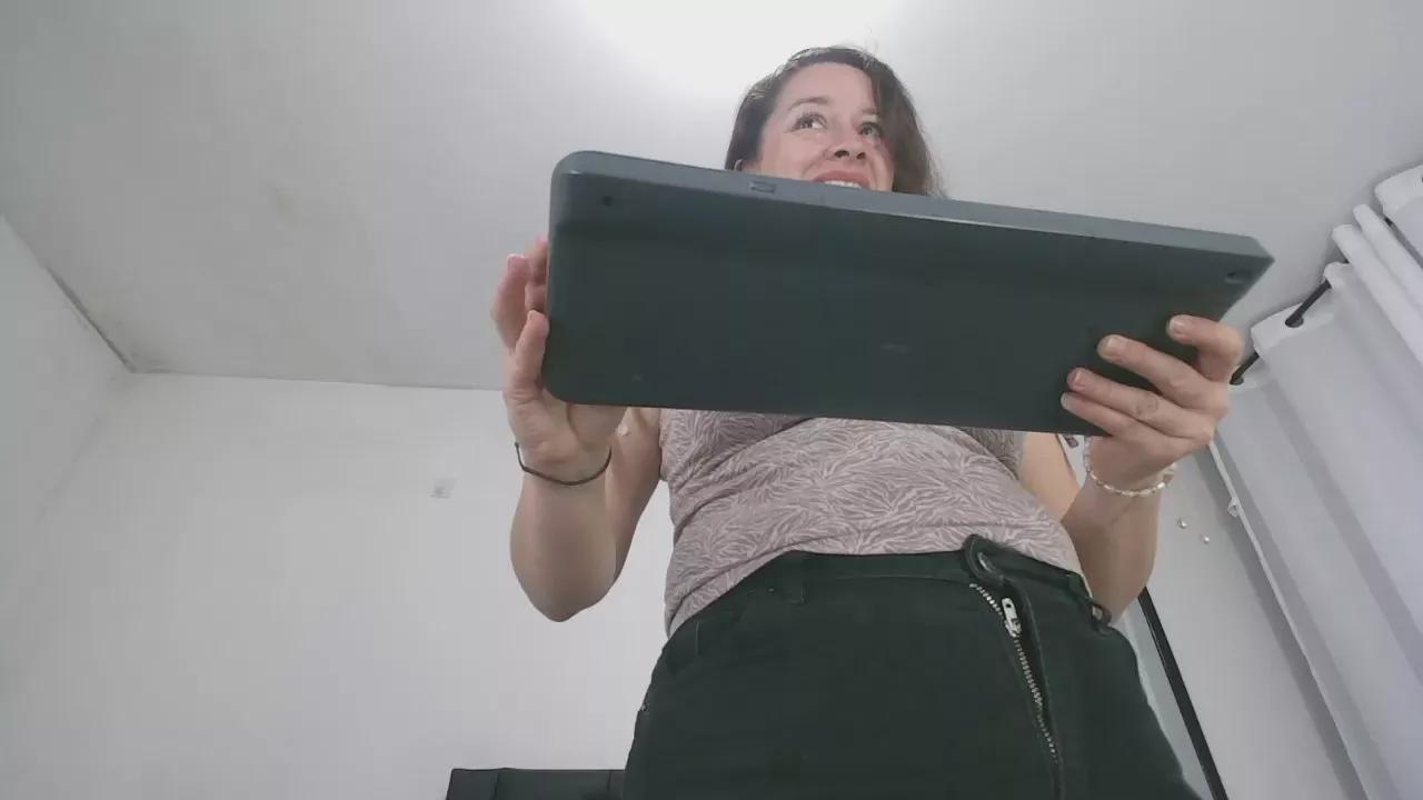 ArtesanaMK on Cam4 