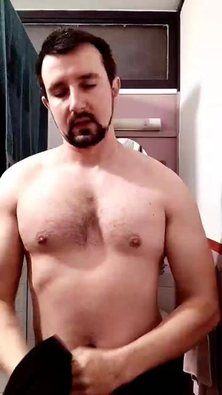 Artorias94x on Cam4 