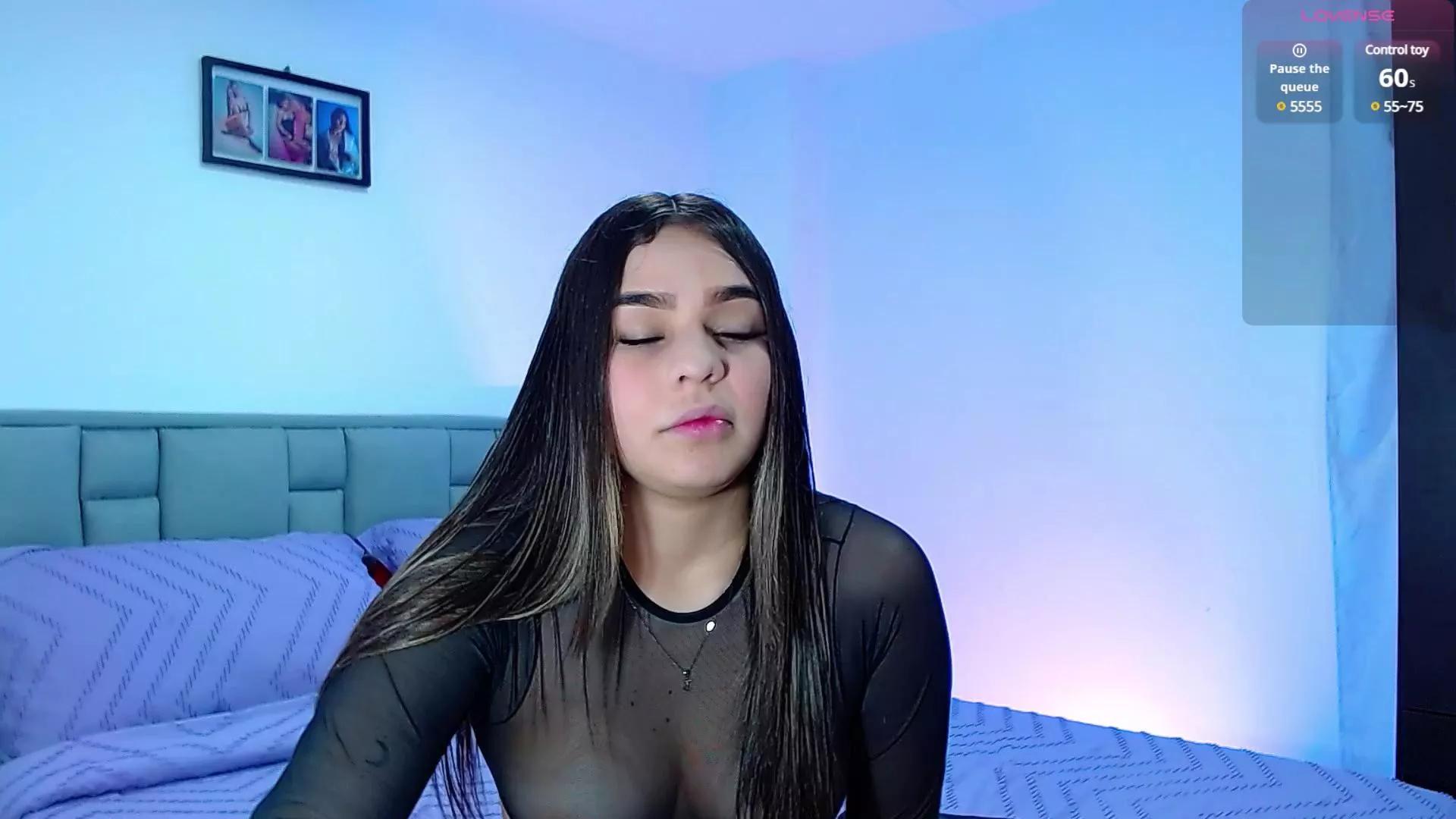 astrid_omega on Cam4 