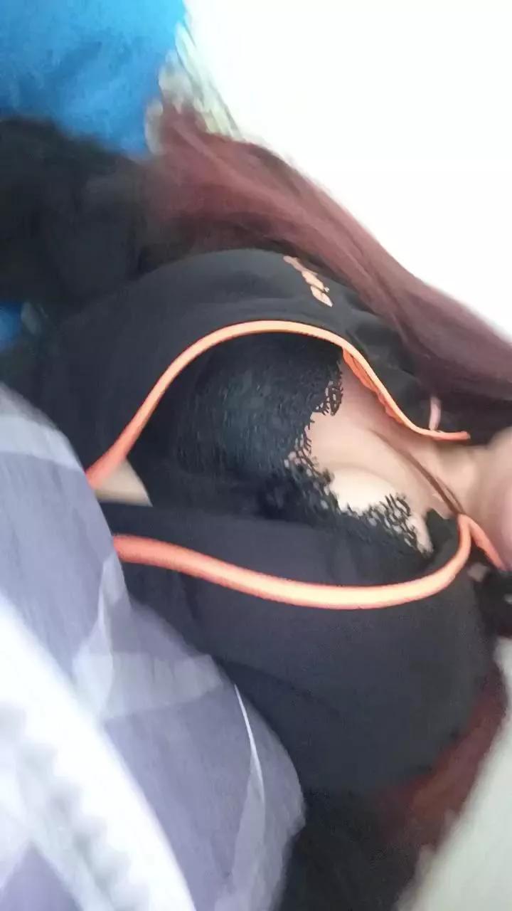 Aura_prin777 on Cam4 