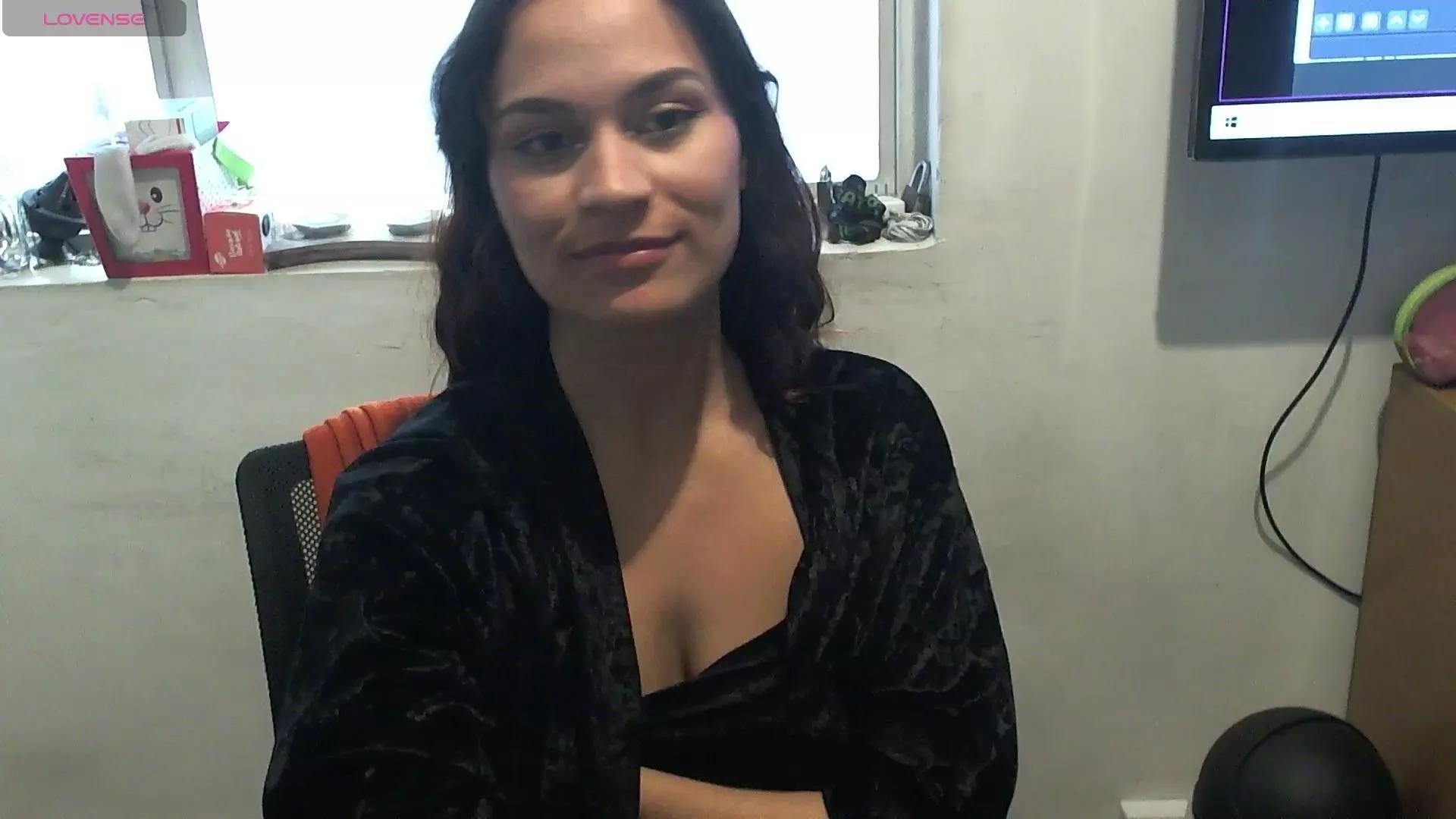 AURORAA_SOUL on Cam4 