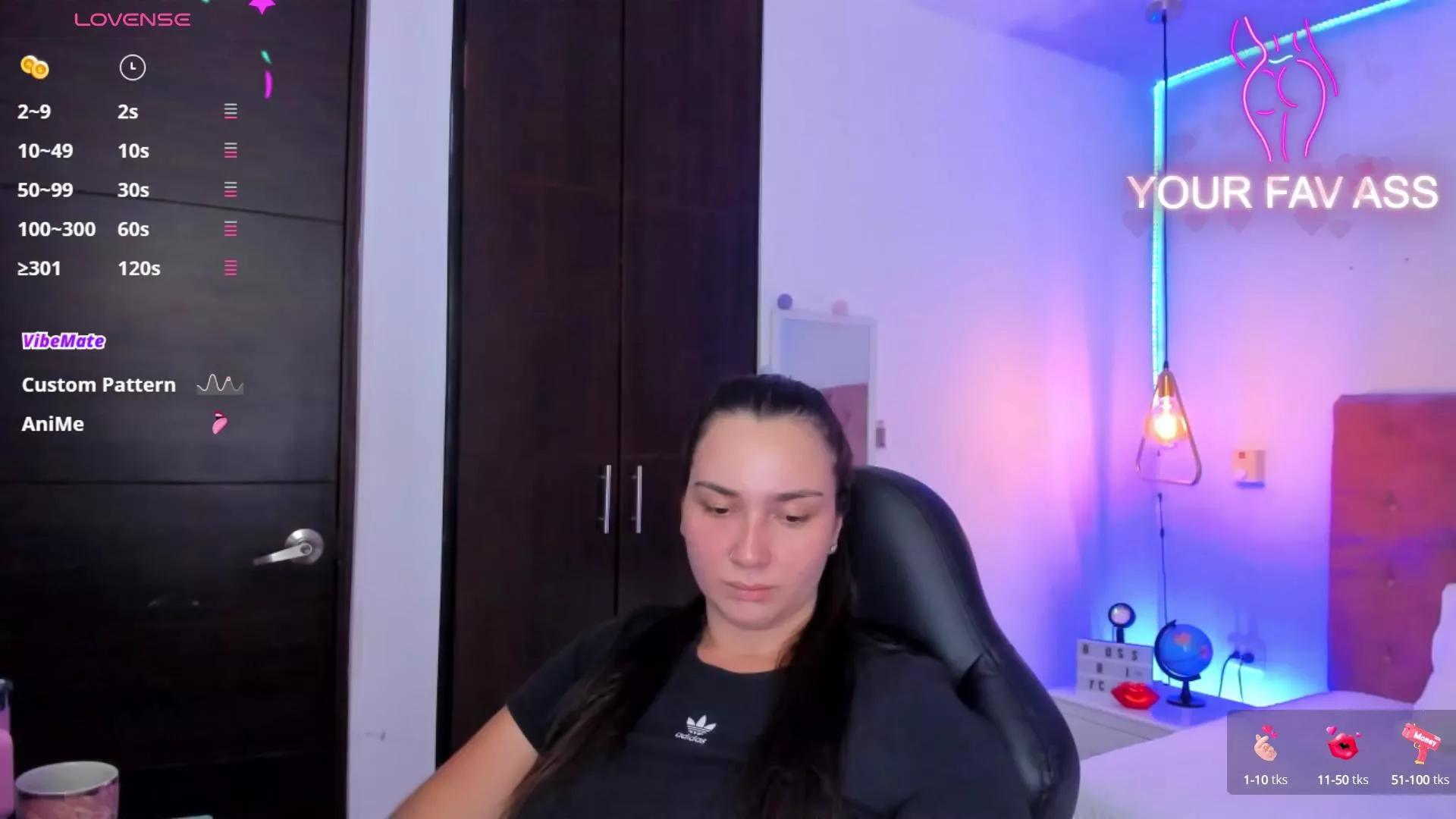 Freechat AVA__BLUE on Cam4