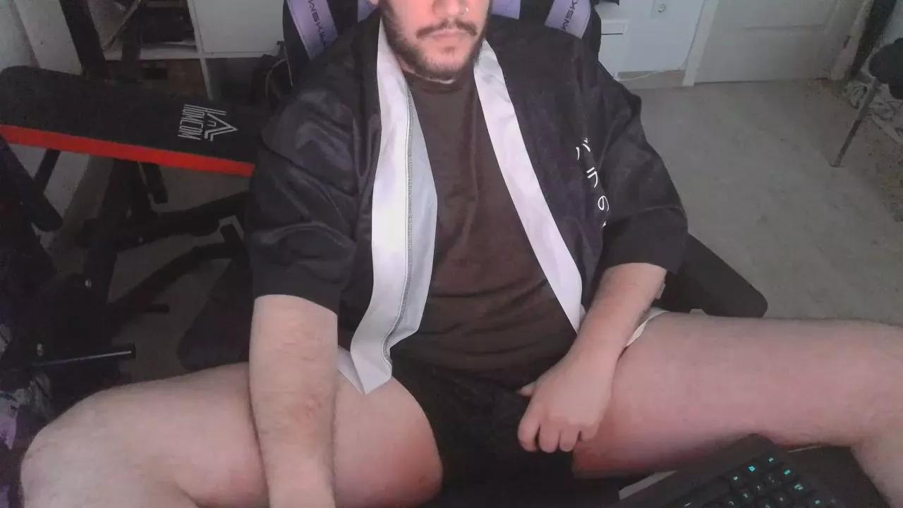 Axelbladeee on Cam4 