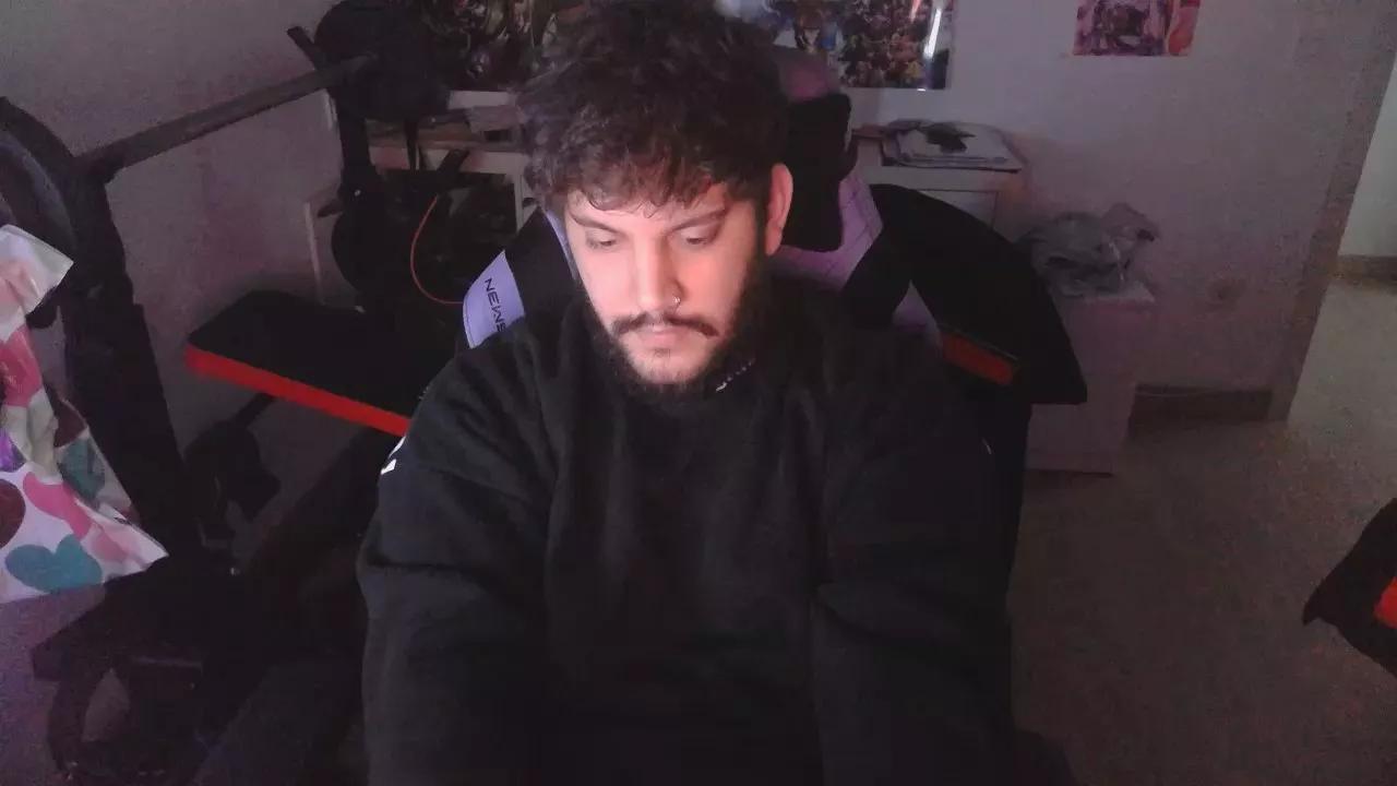 Axelbladeee on Cam4 