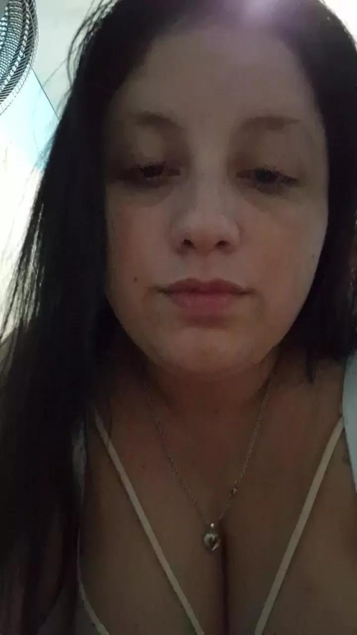 Offline B3lu on Cam4