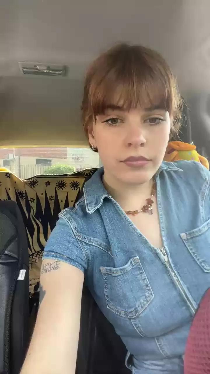BabyGi23 on Cam4 