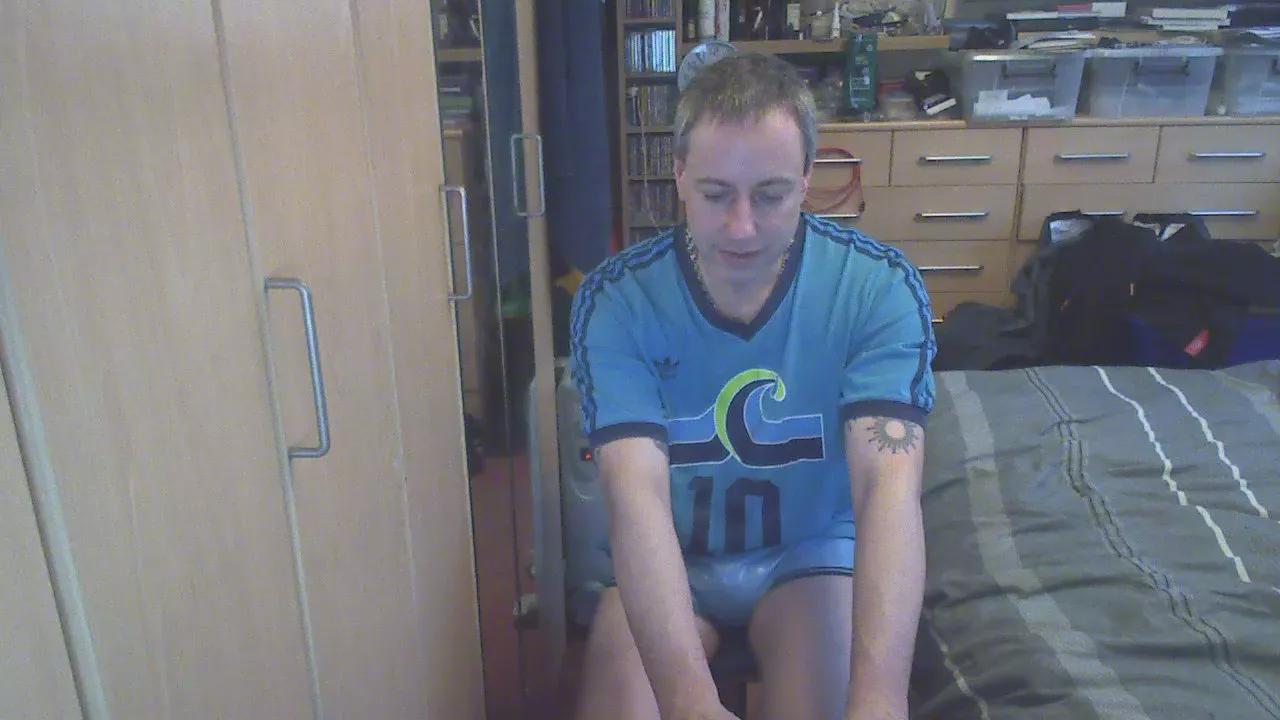 badboymidlands on Cam4 