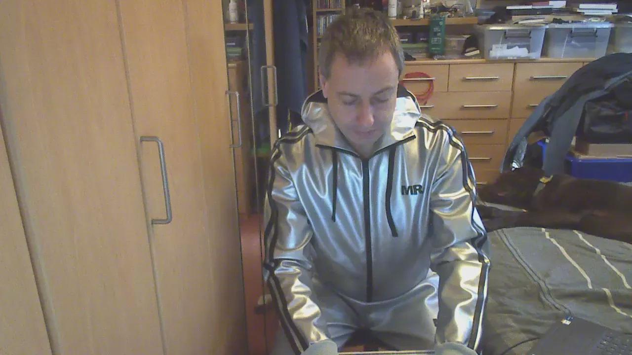 badboymidlands on Cam4 
