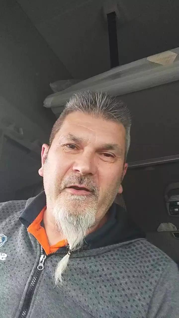 Offline Batacchio70hot on Cam4