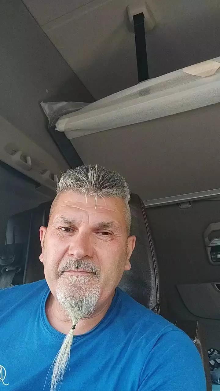 Offline Batacchio70hot on Cam4