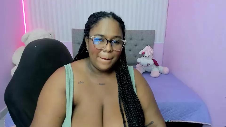 bbw_charlotee on Cam4 
