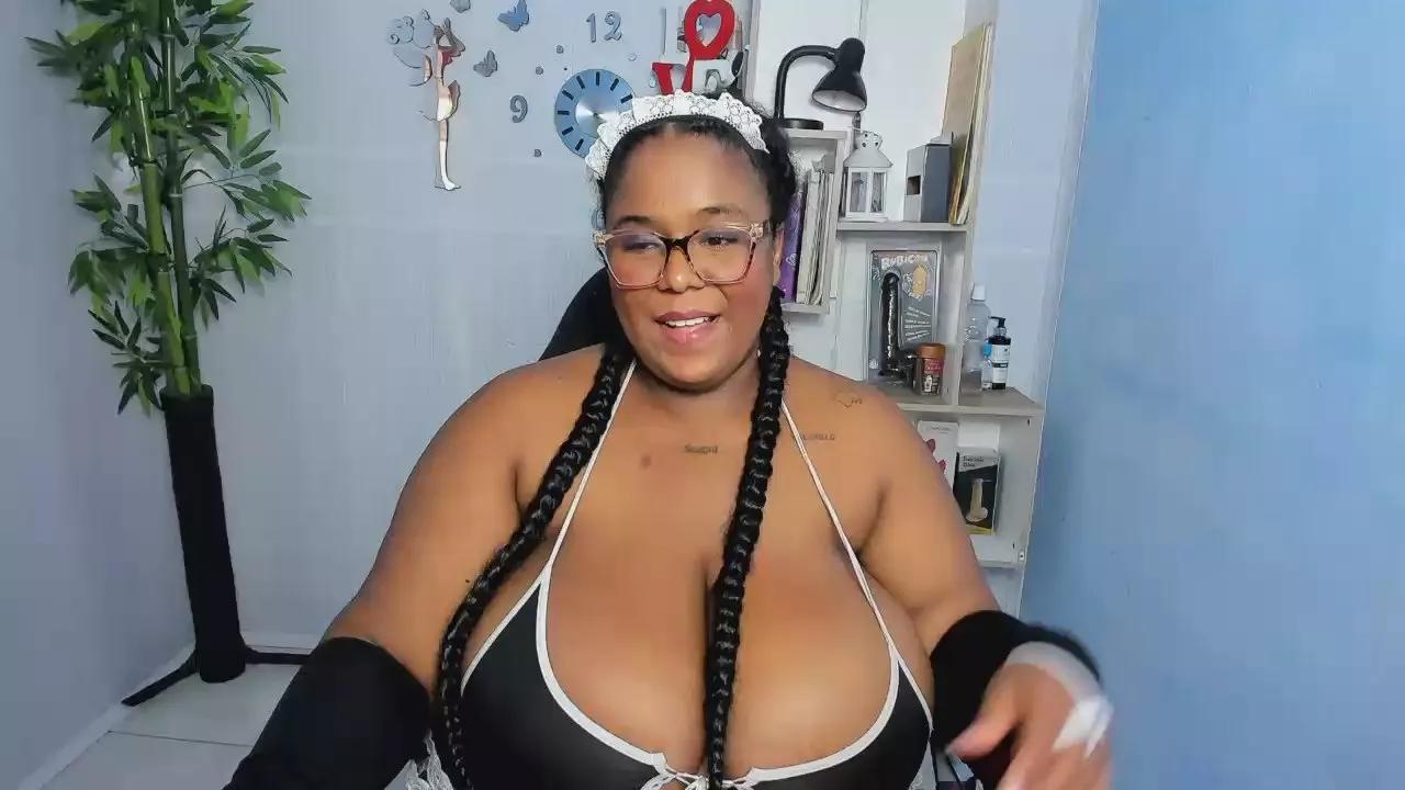 bbw_charlotee on Cam4 