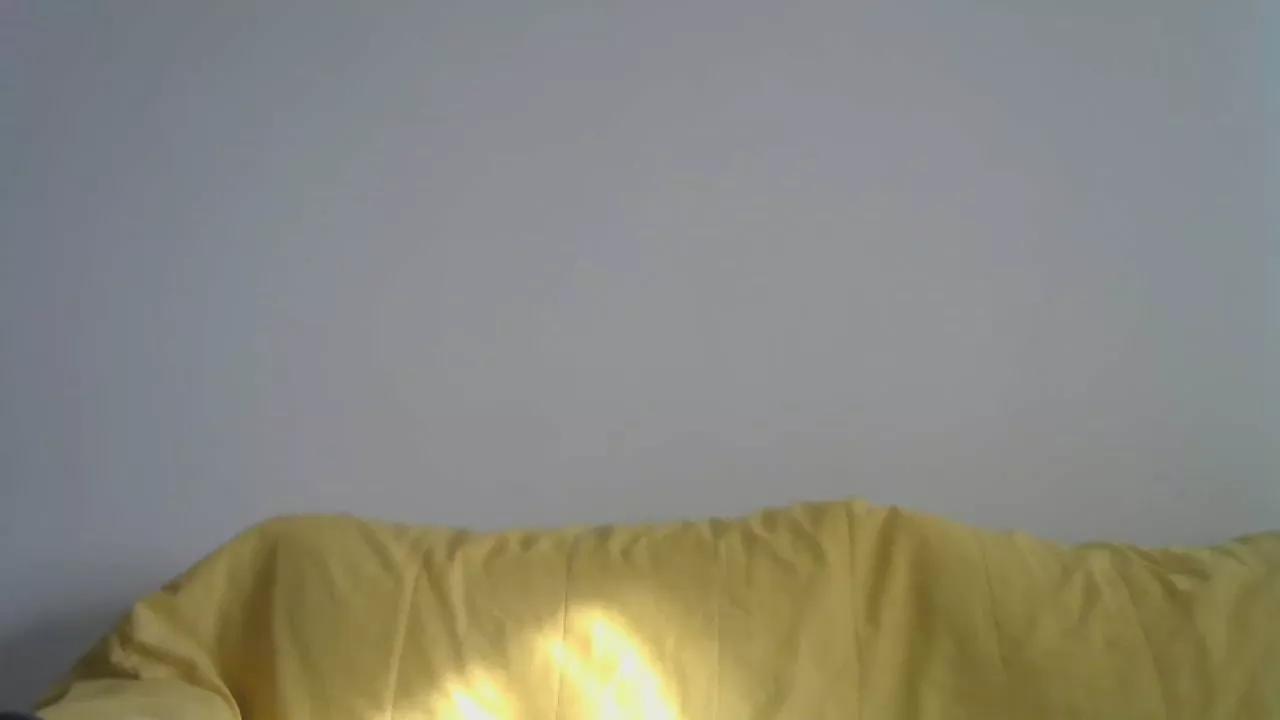 bella325 on Cam4 