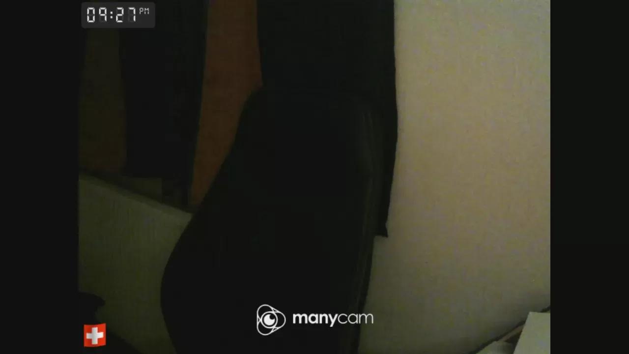 benenzo on Cam4 
