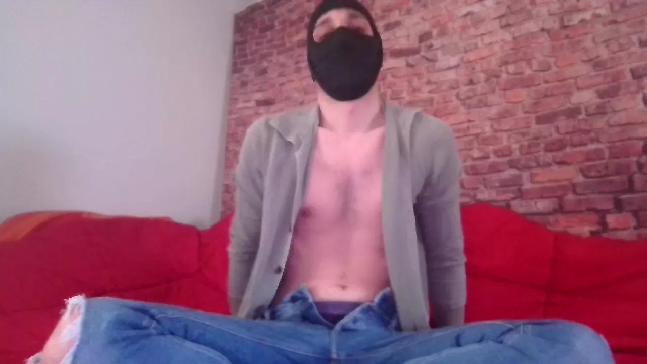 BENNY_95 on Cam4 