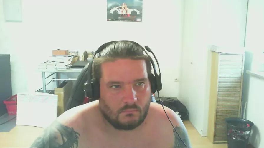 Offline BenutzeMich666 on Cam4