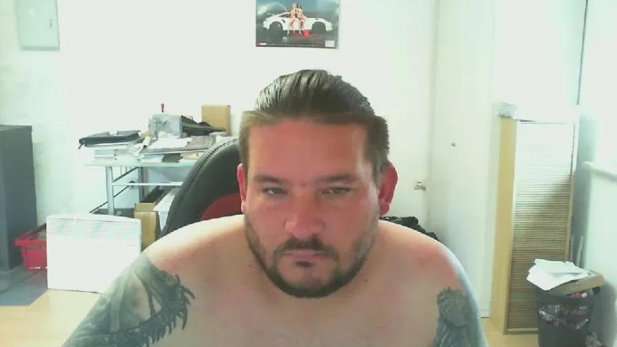 Offline BenutzeMich666 on Cam4
