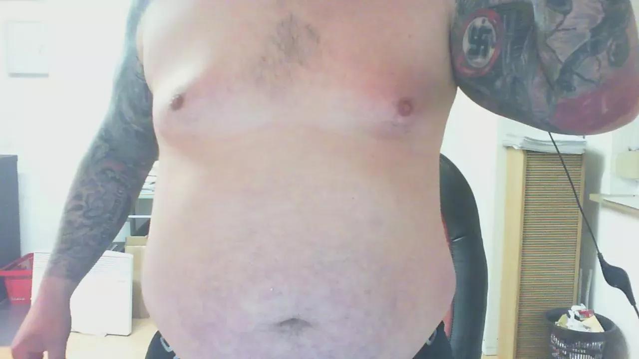 Offline BenutzeMich666 on Cam4