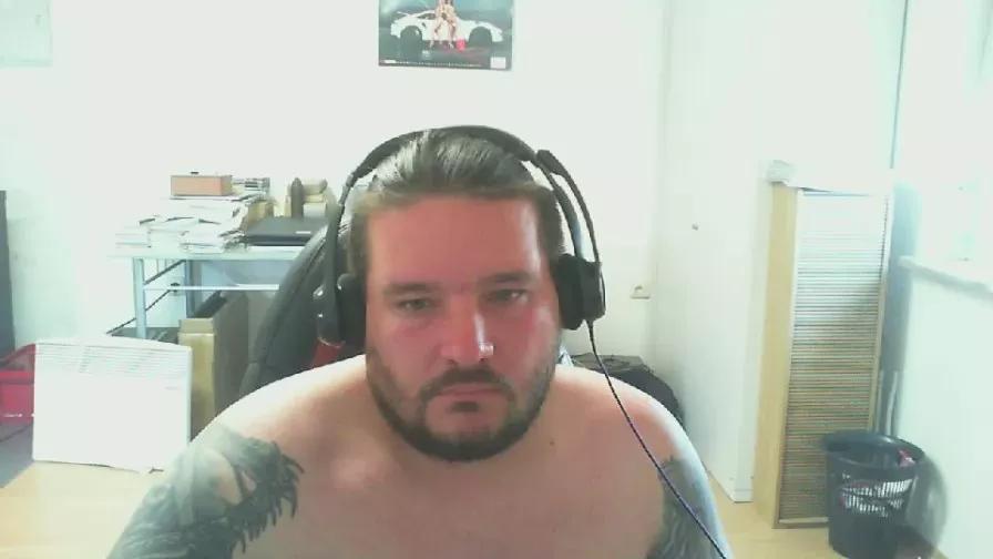Offline BenutzeMich666 on Cam4