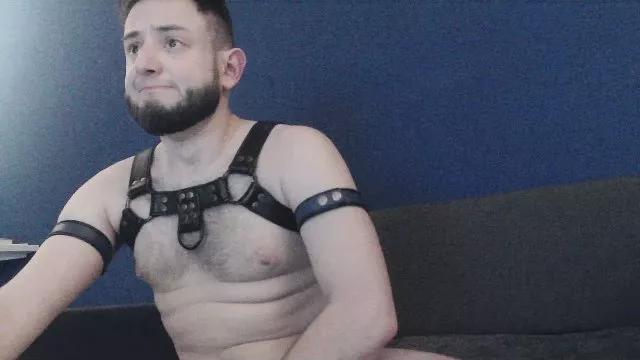 berlin_leather on Cam4 
