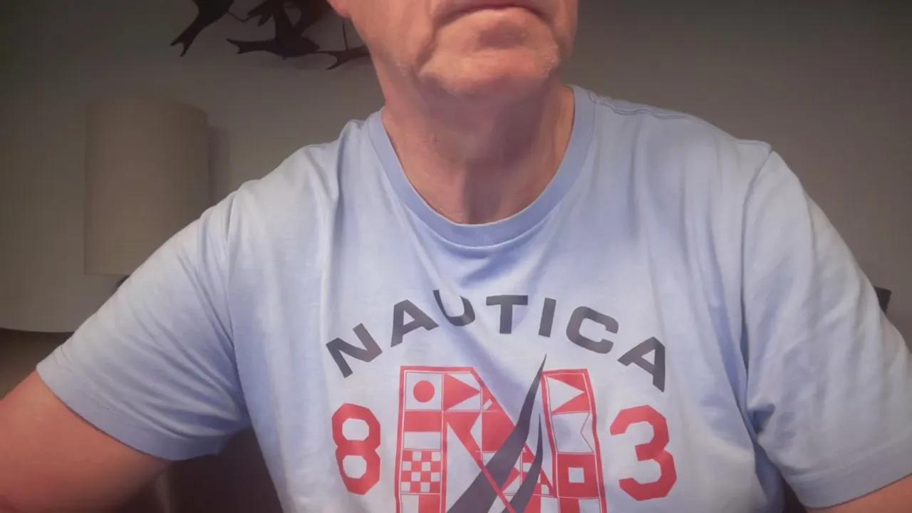 Offline Bernie2620 on Cam4