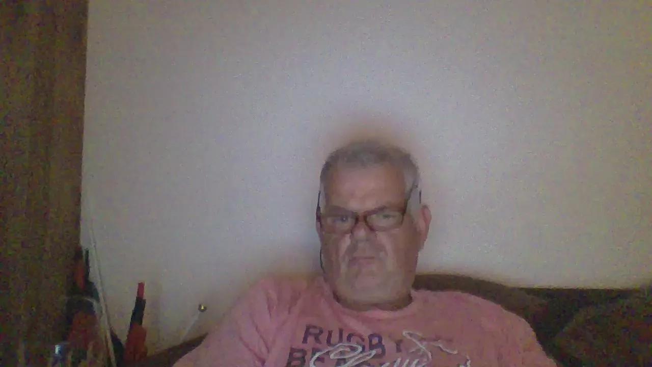 bibi250 on Cam4 