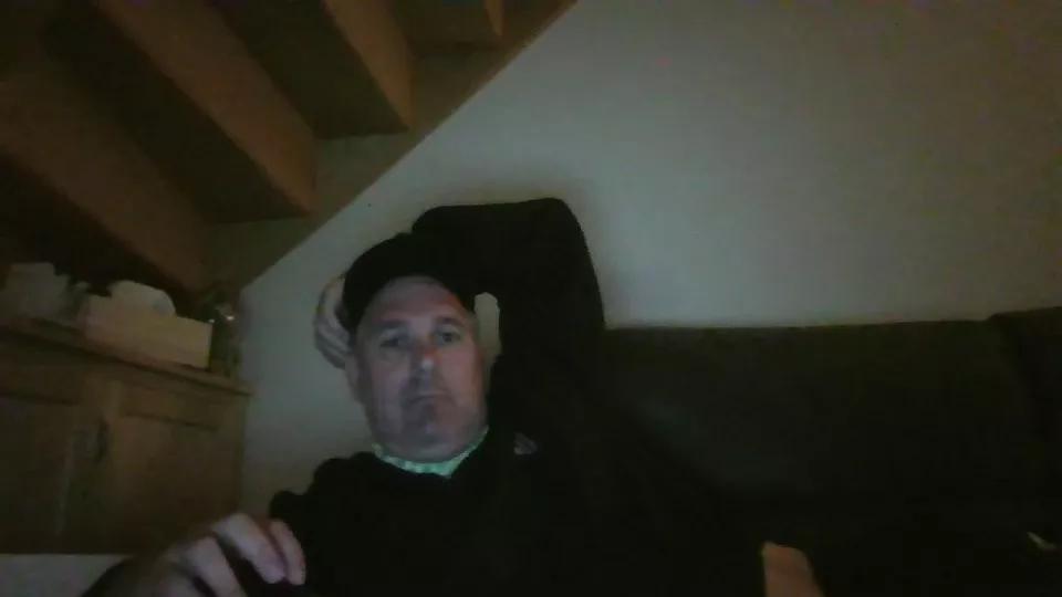 Offline bibibouil on Cam4