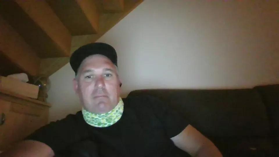 Offline bibibouil on Cam4