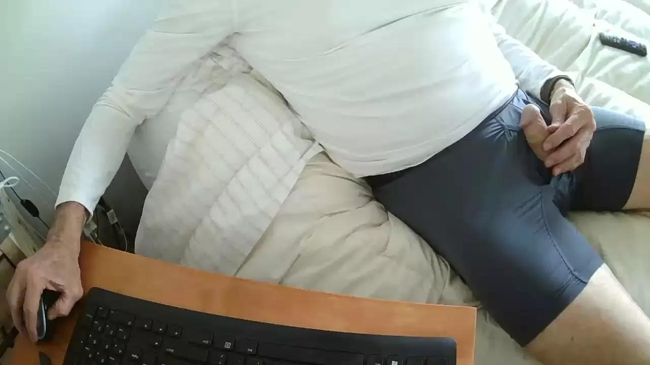 Offline bidad722 on Cam4