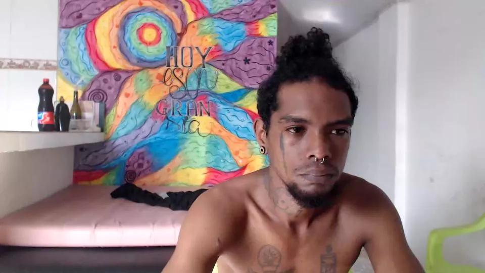 bigblackhottx1 on Cam4 