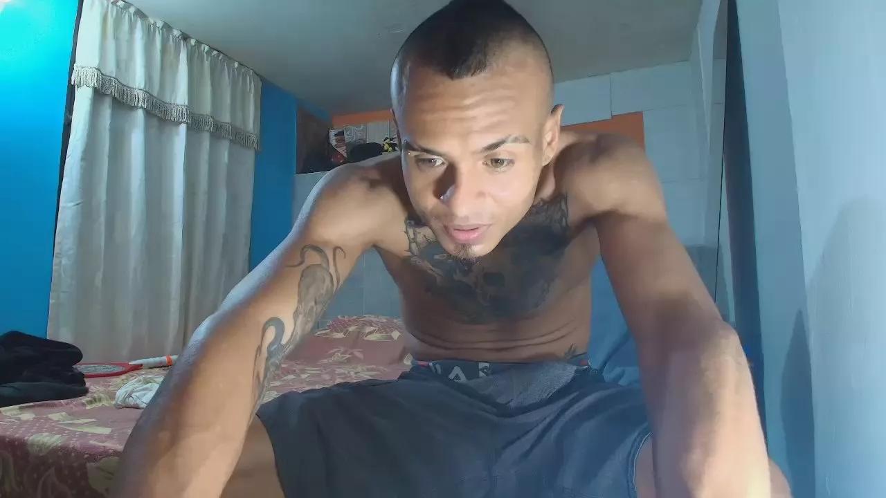 Bigcentauro23 on Cam4 
