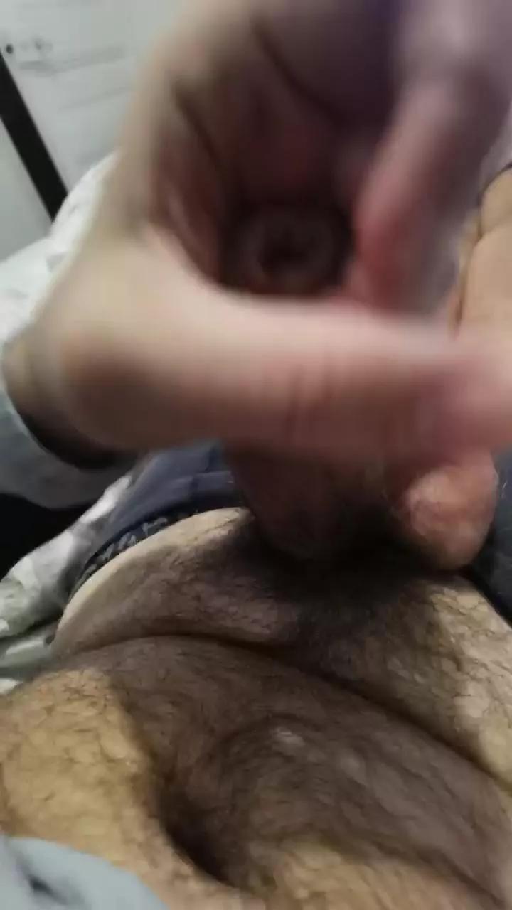 bighead84 on Cam4 
