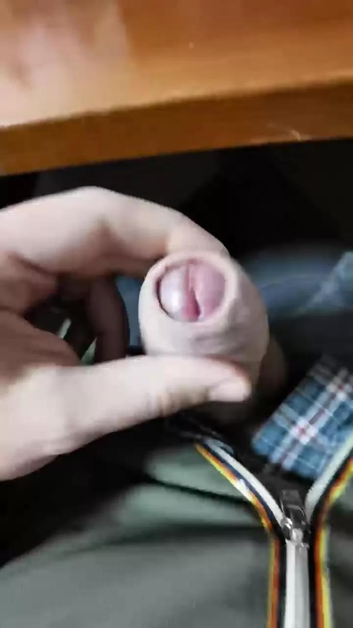 bighead84 on Cam4 