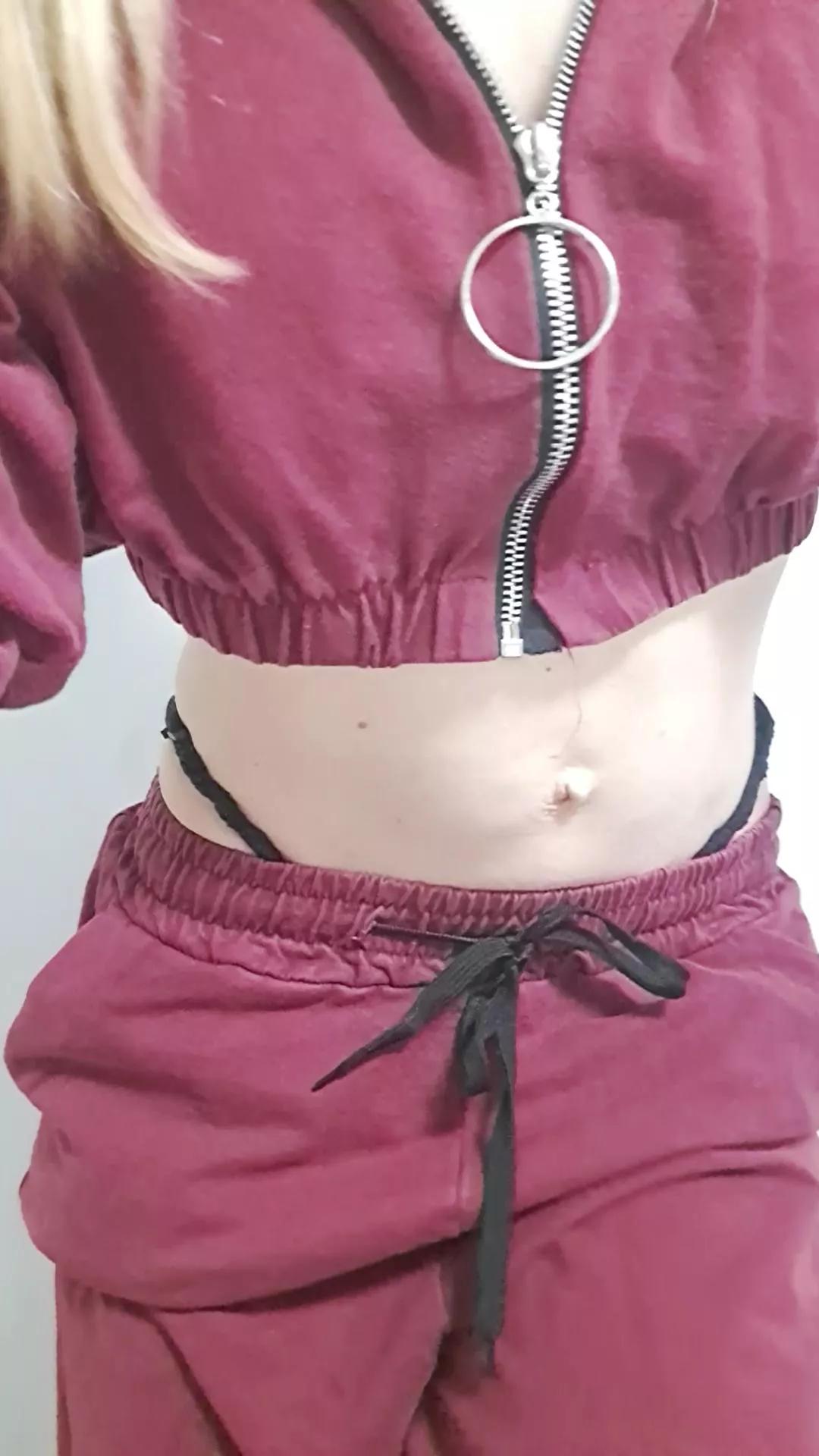 Bionda_69hot on Cam4 