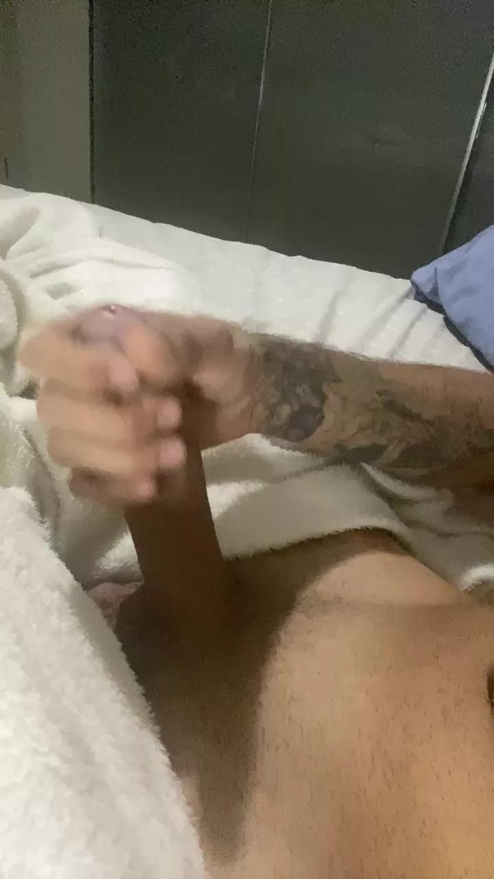 Bissmark33 on Cam4 